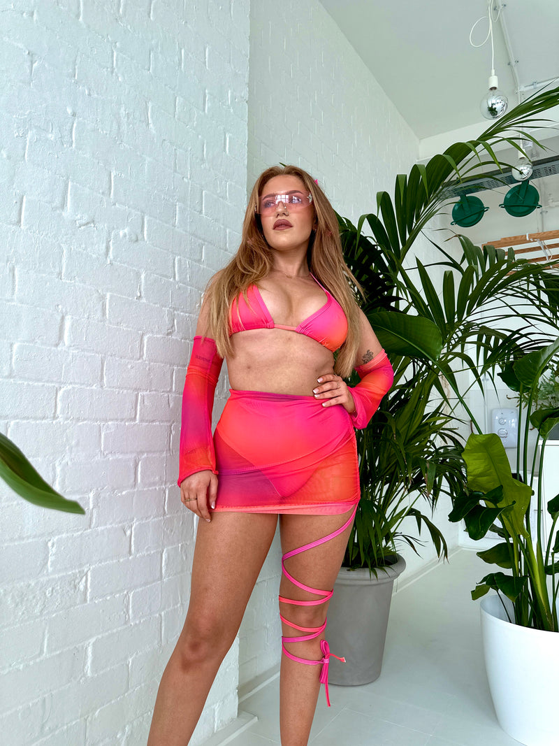 Coral - Flared Sleeves (Mesh & Lycra)